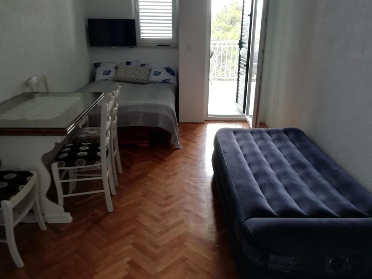 Jona - Dugi Rat - Mali Rat Apartment Екстериор снимка